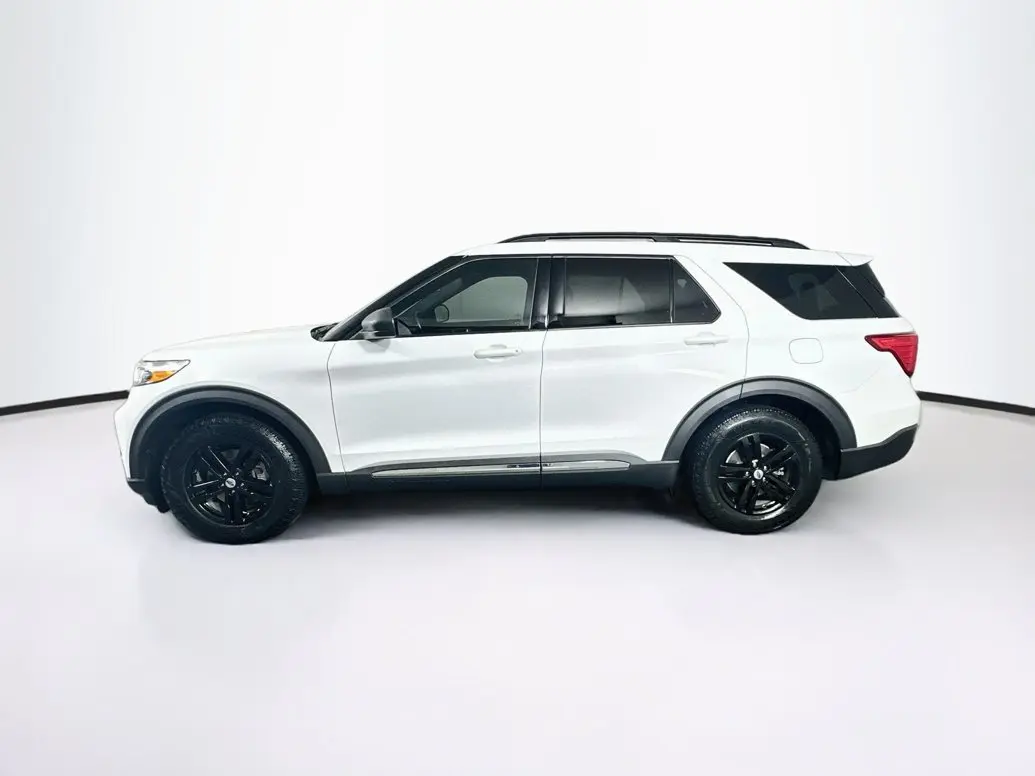 2020 Ford Explorer XLT RWD photo 4
