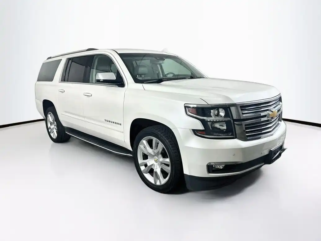 2017 Chevrolet Suburban 4WD 1500 Premier's photo