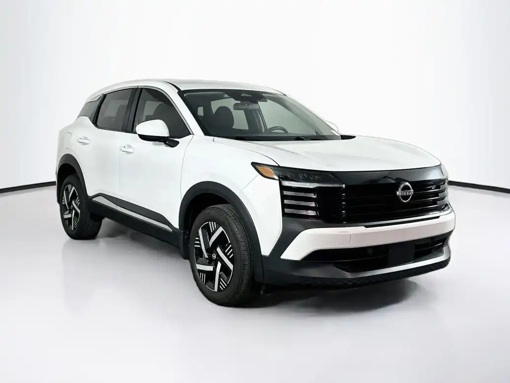 2025 Nissan Kicks 2.0 SV's photo