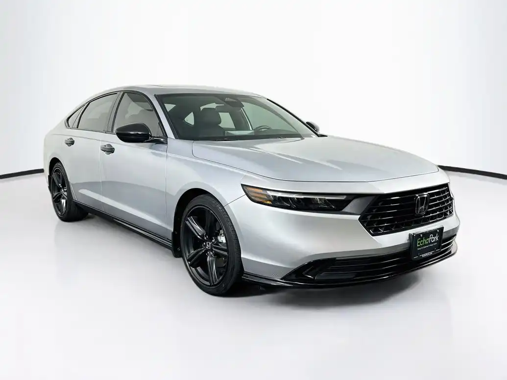 2024 Honda Accord Hybrid Sport-L's photo