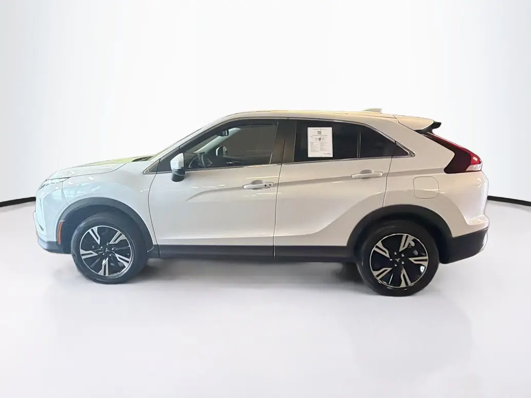 2025 Mitsubishi Eclipse Cross SE S-AWC photo 4