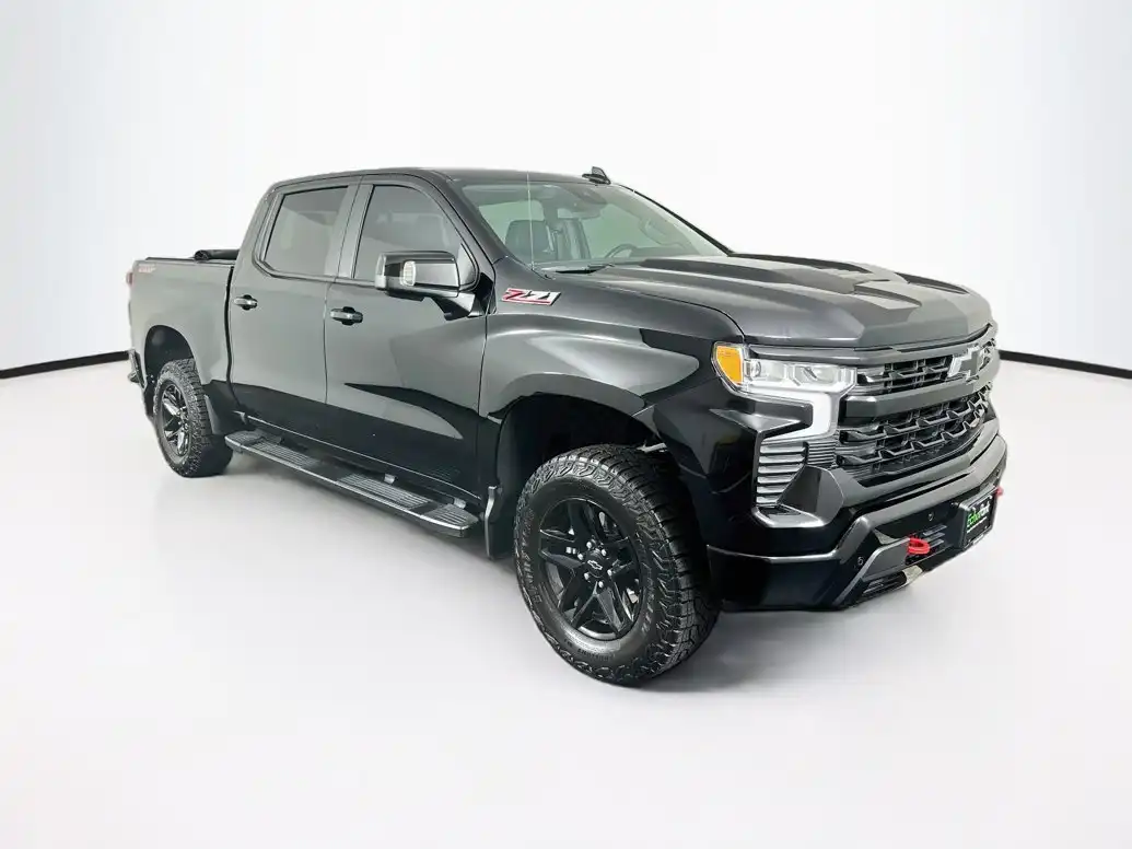 2024 Chevrolet Silverado 1500 LT Trail Boss 4WD Crew Cab Short Box's photo