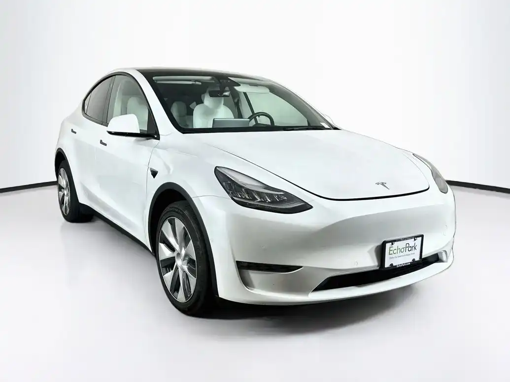 2022 Tesla Model Y YLR Long Range's photo