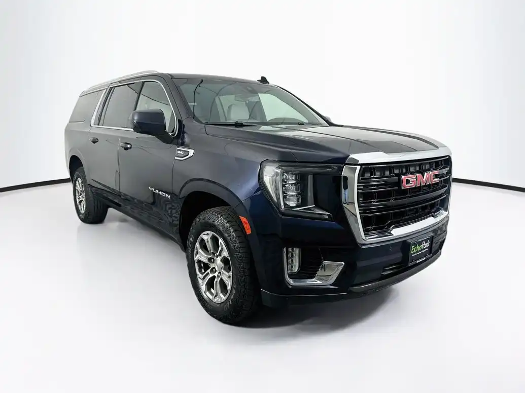 2022 GMC Yukon SLE 4WD's photo
