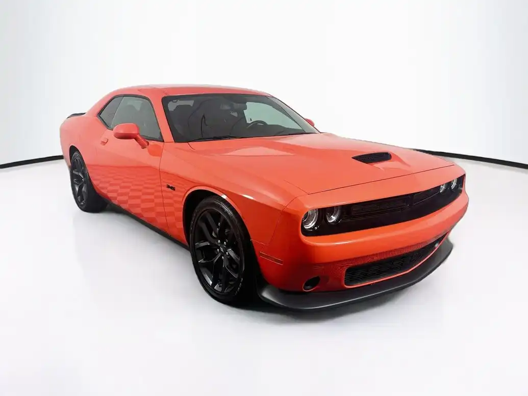 2023 Dodge Challenger R/T's photo