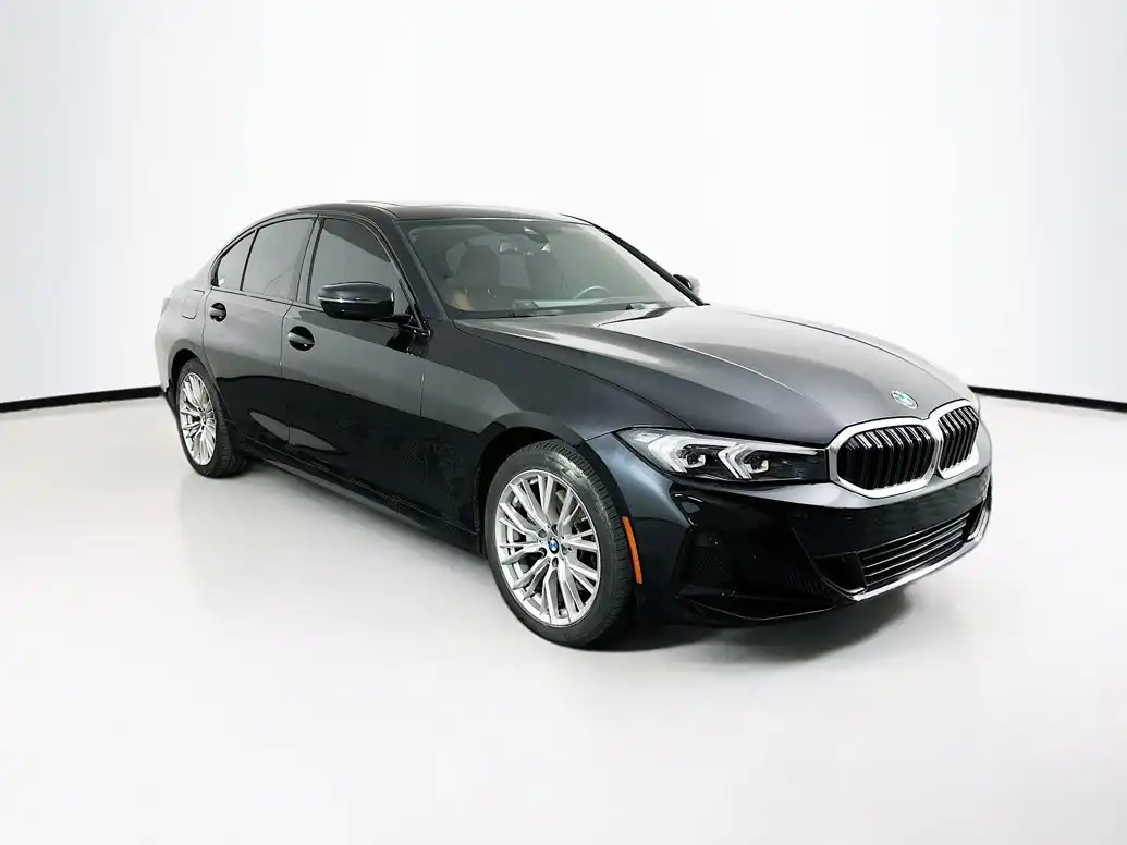 2023 BMW 3 Series 330i Sedan's photo