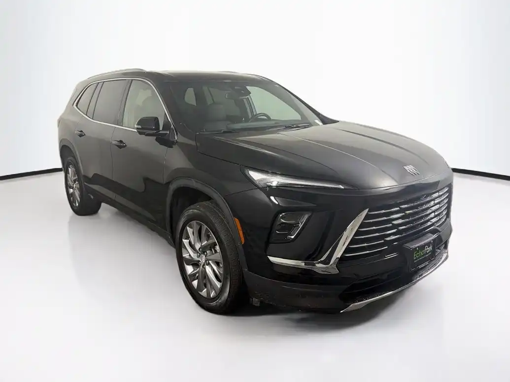 2025 Buick Enclave Preferred's photo