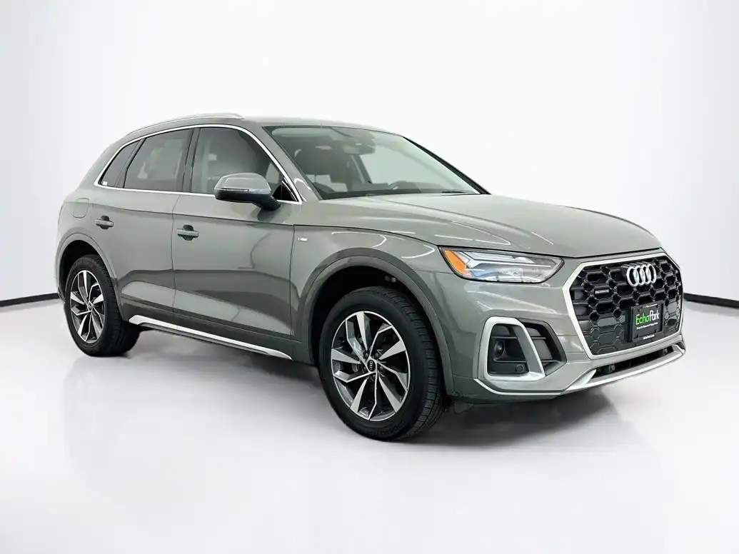 2023 Audi Q5 45 Premium's photo