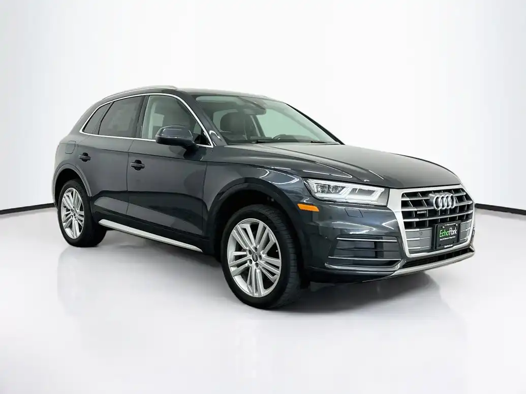2020 Audi Q5 45 quattro S tronic Premium Plus's photo
