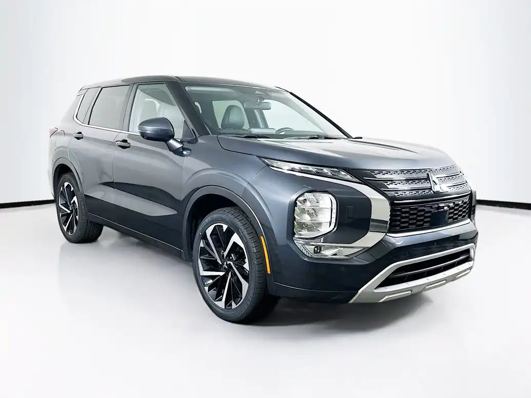2024 Mitsubishi Outlander SE S-AWC's photo
