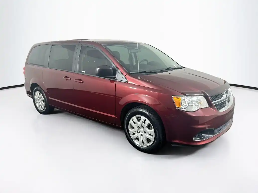 2018 Dodge Grand Caravan SE's photo