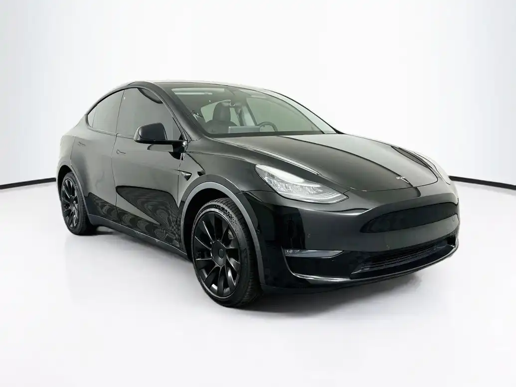 2020 Tesla Model Y Long Range Dual Motor All-Wheel Drive's photo