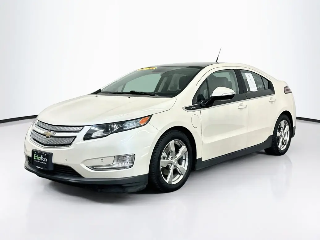 2012 Chevrolet Volt Base photo 3