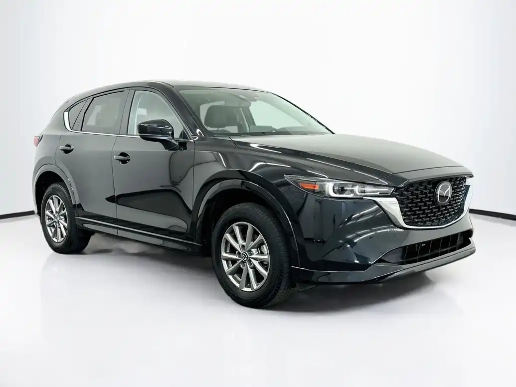 2025 Mazda CX-5 S Preferred package Auto AWD's photo