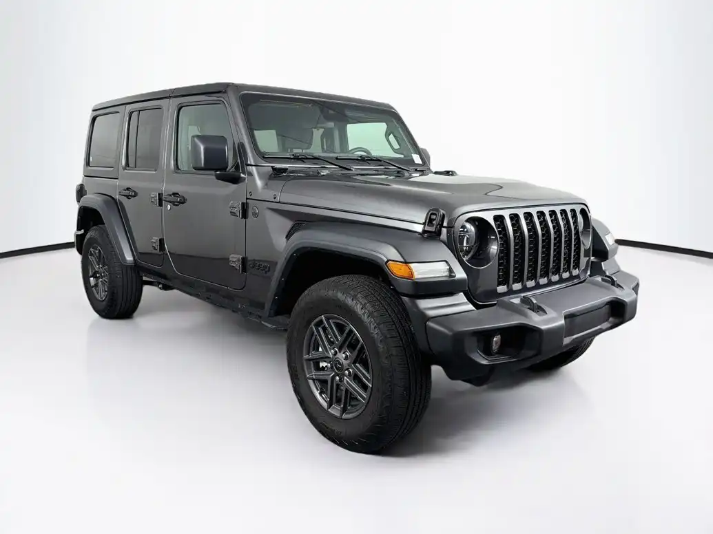 2024 Jeep Wrangler Sport S's photo