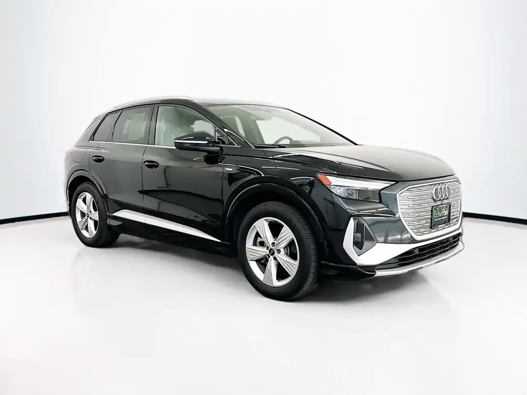 2024 Audi Q4 e-tron 55 Premium Plus quattro's photo