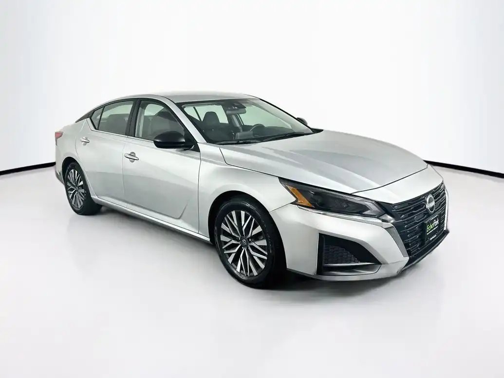 2025 Nissan Altima 2.5 SV's photo