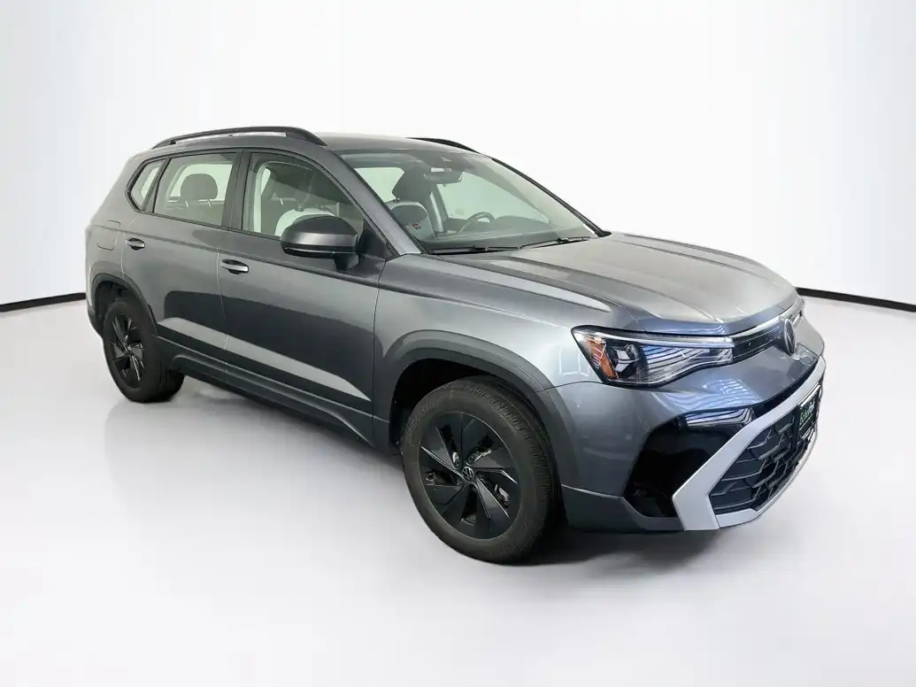 2025 Volkswagen Taos 1.5T S's photo