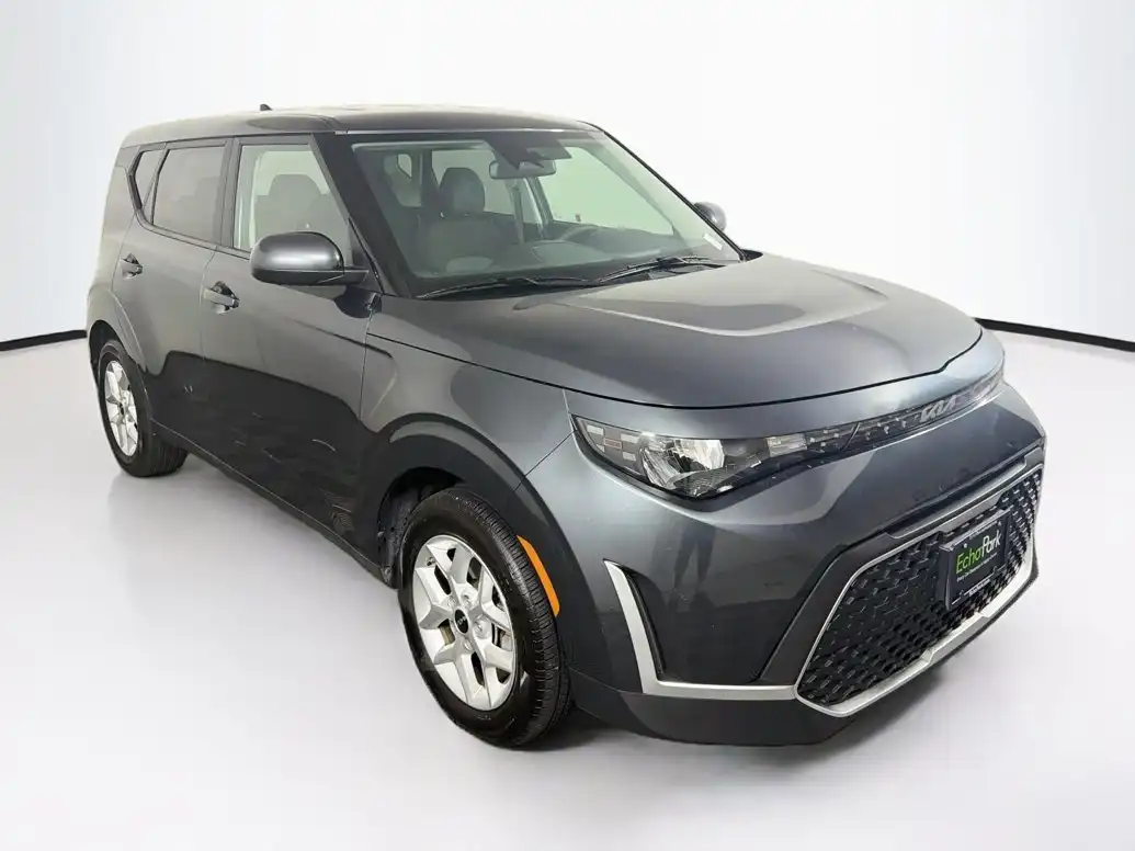 2025 Kia Soul 2.0 LX IVT's photo
