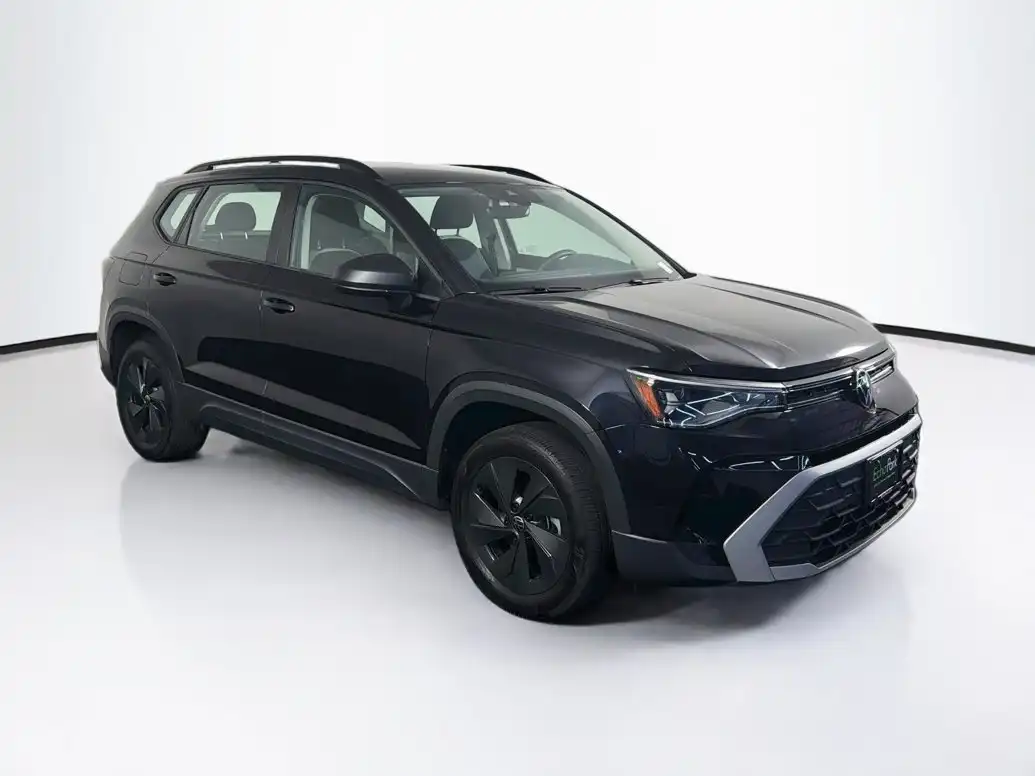 2025 Volkswagen Taos 1.5T S's photo