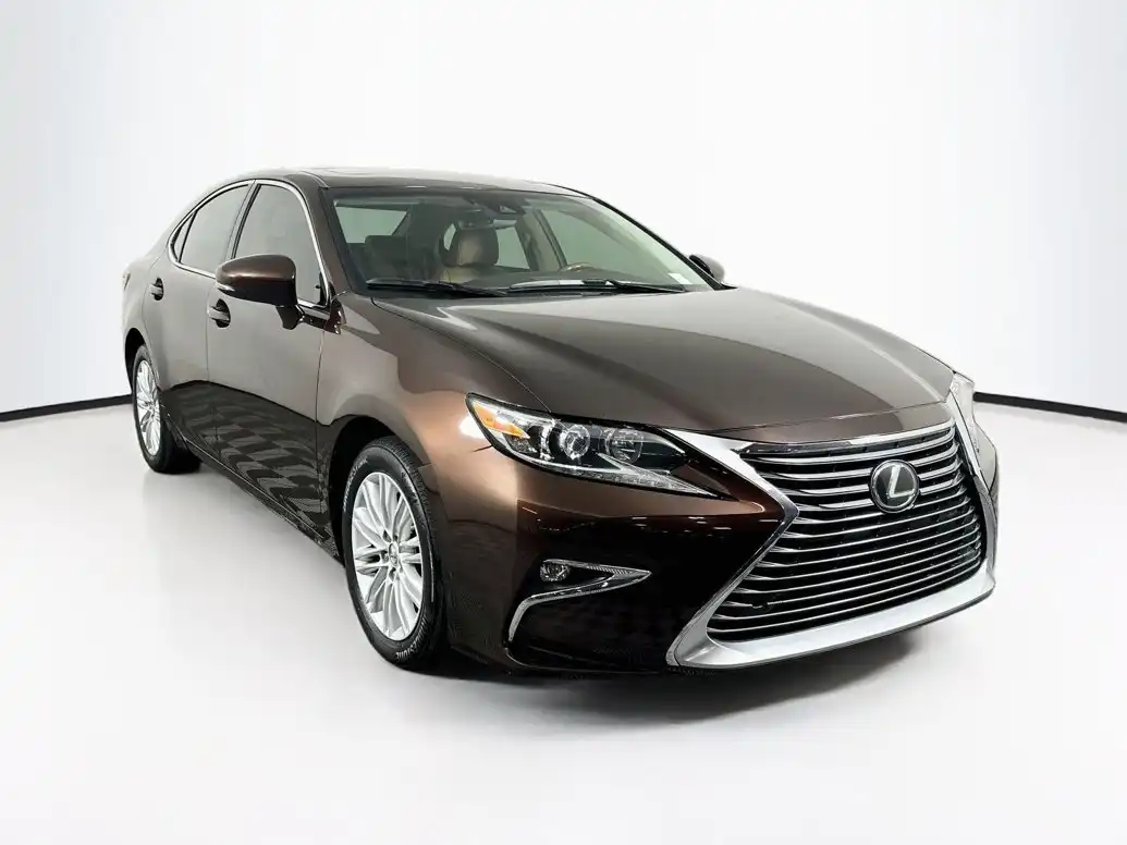 2017 Lexus ES 350 350's photo
