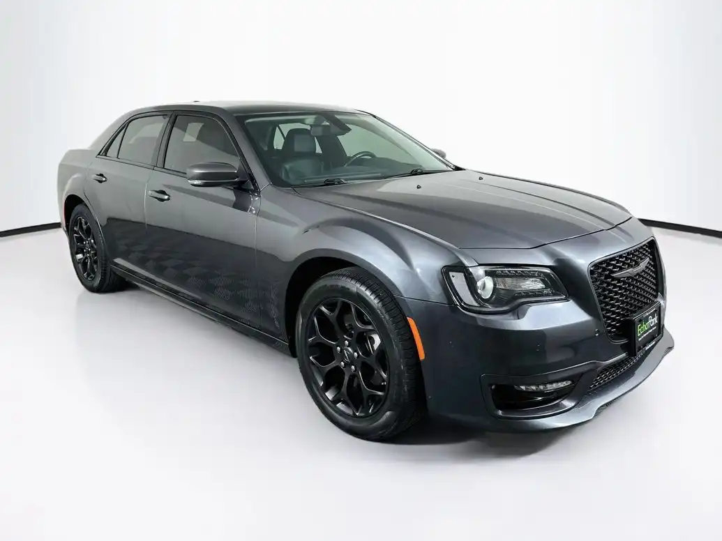 2022 Chrysler 300 Touring L AWD's photo