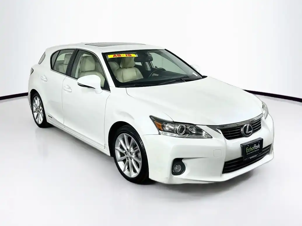 2013 Lexus CT 200h 200h's photo