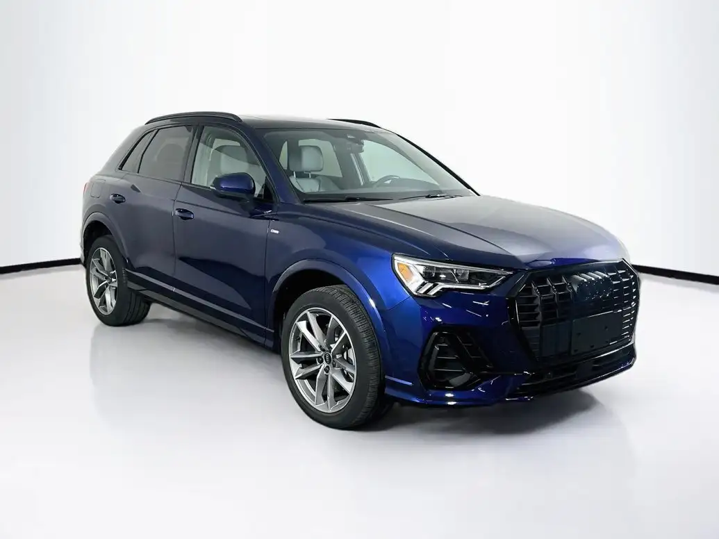 2023 Audi Q3 45 TFSI S Line Premium quattro's photo