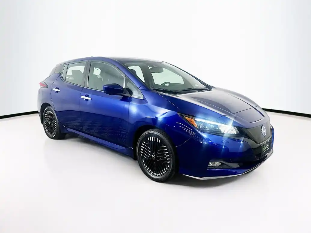 2025 Nissan Leaf SV PLUS's photo