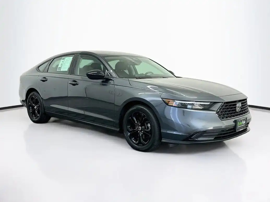2025 Honda Accord 1.5T SE CVT's photo