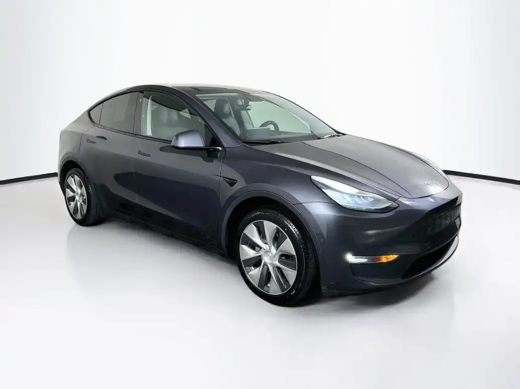 2021 Tesla Model Y Standard Range's photo