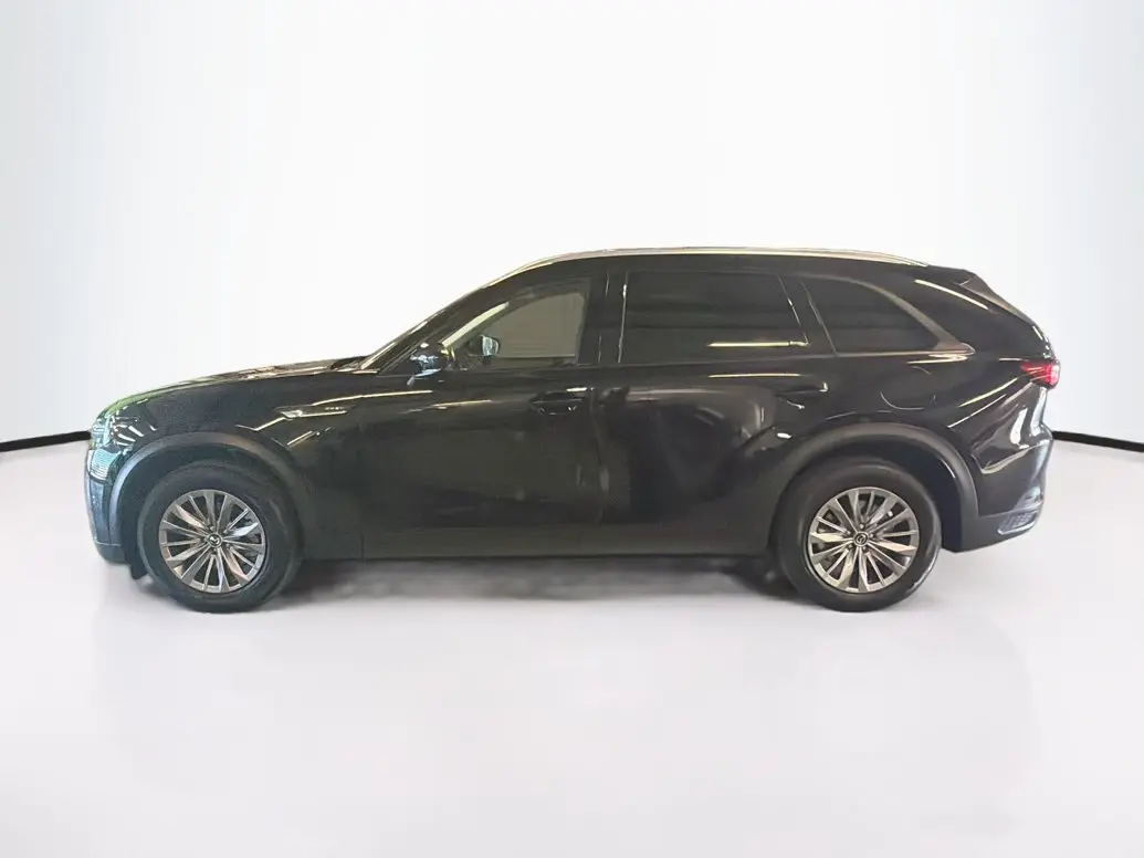 2024 Mazda CX-90 PHEV Preferred Package photo 4