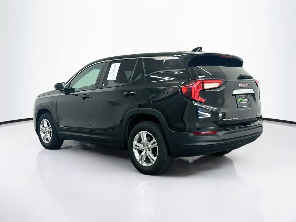 2024 GMC Terrain SLE AWD photo 5