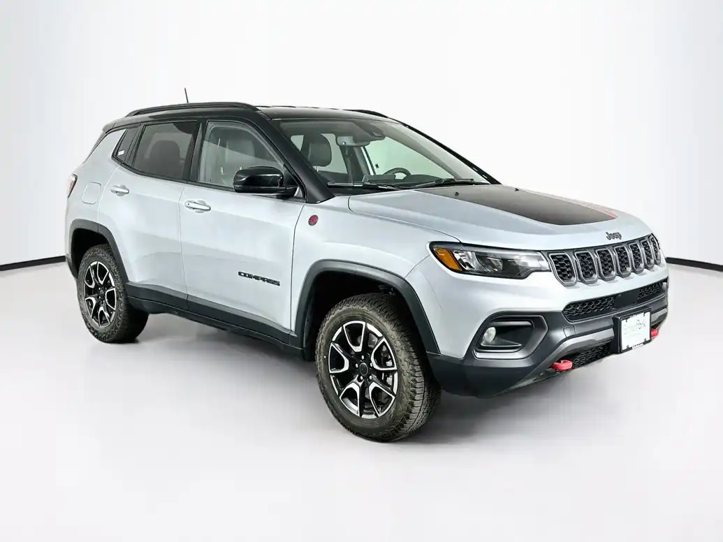2025 Jeep Compass Trailhawk 4X4's photo