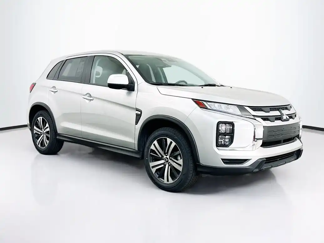 2025 Mitsubishi Outlander Sport 2.0 ES AWC CVT's photo
