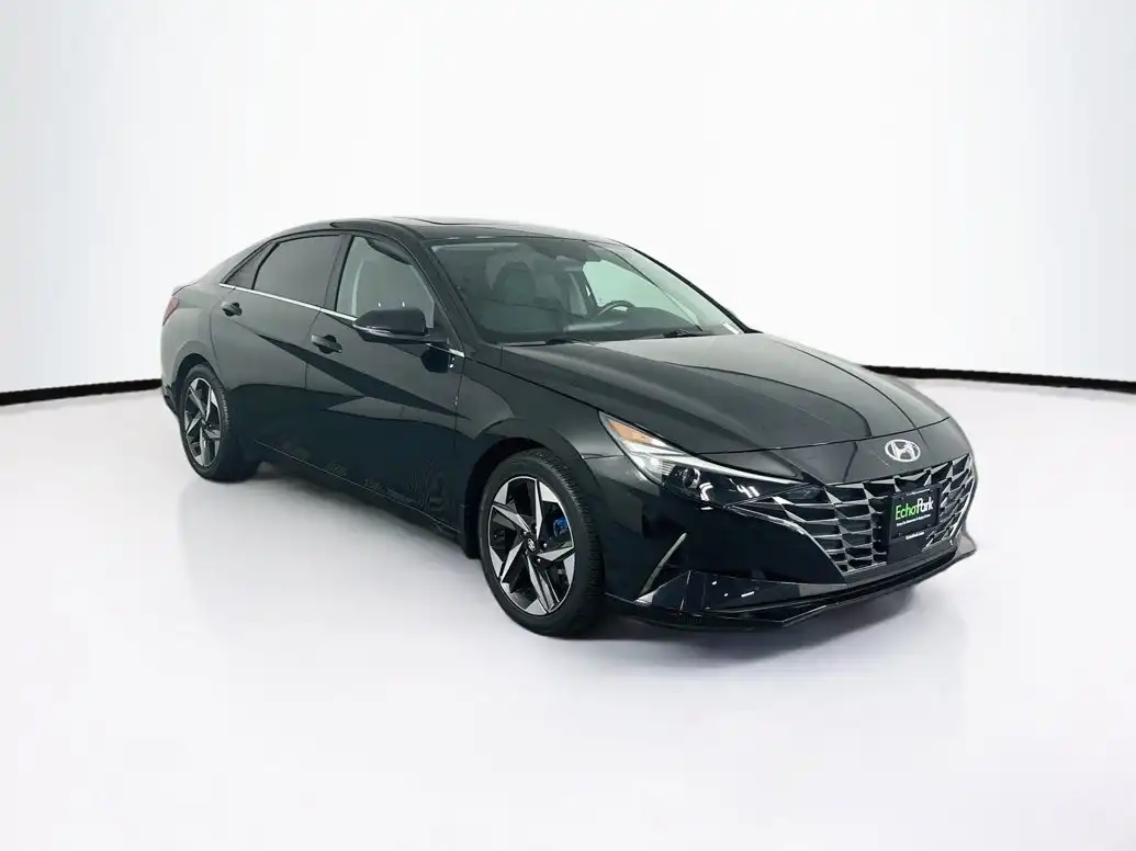 2022 Hyundai Elantra 2.0 SEL IVT SULEV's photo