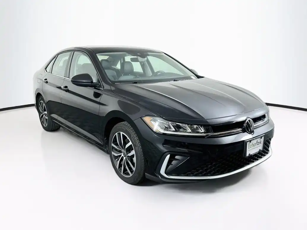 2025 Volkswagen Jetta 1.5T SE Auto SULEV's photo