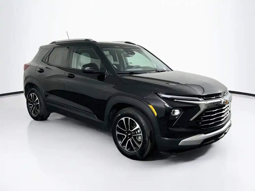 2025 Chevrolet Trailblazer LT's photo