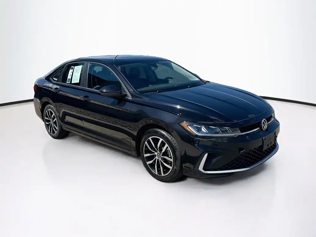 2025 Volkswagen Jetta 1.5T SE Auto SULEV's photo