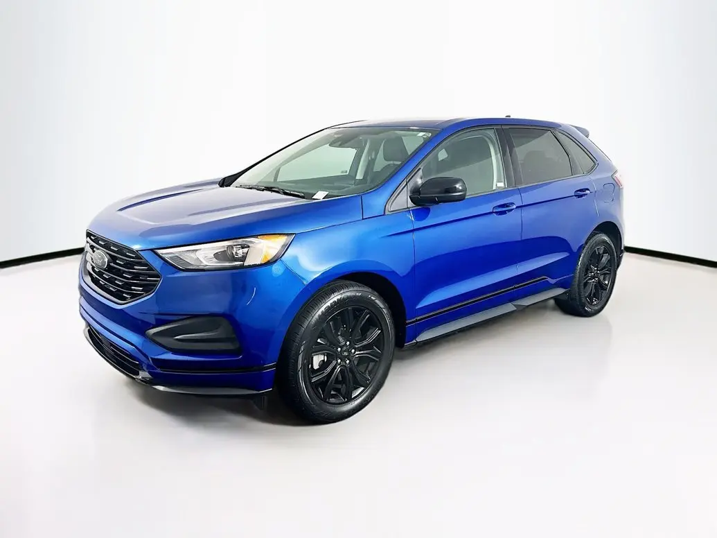 2024 Ford Edge SE AWD photo 3