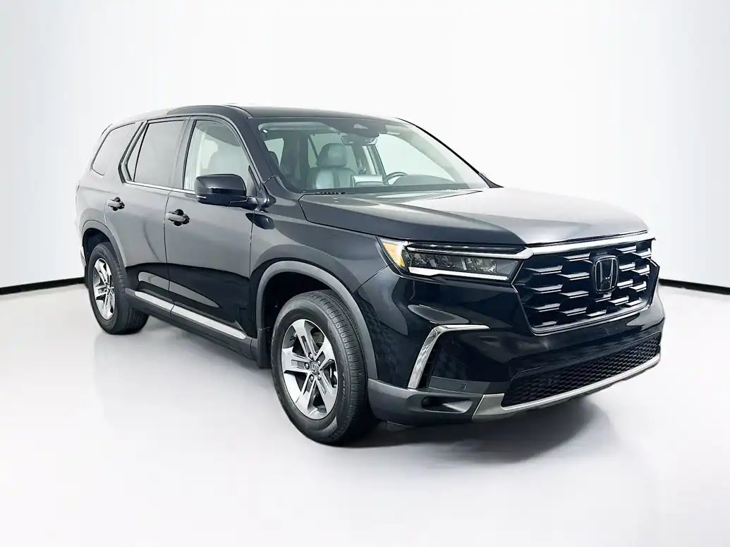 2023 Honda Pilot EX-L 7-Occupant 2WD's photo
