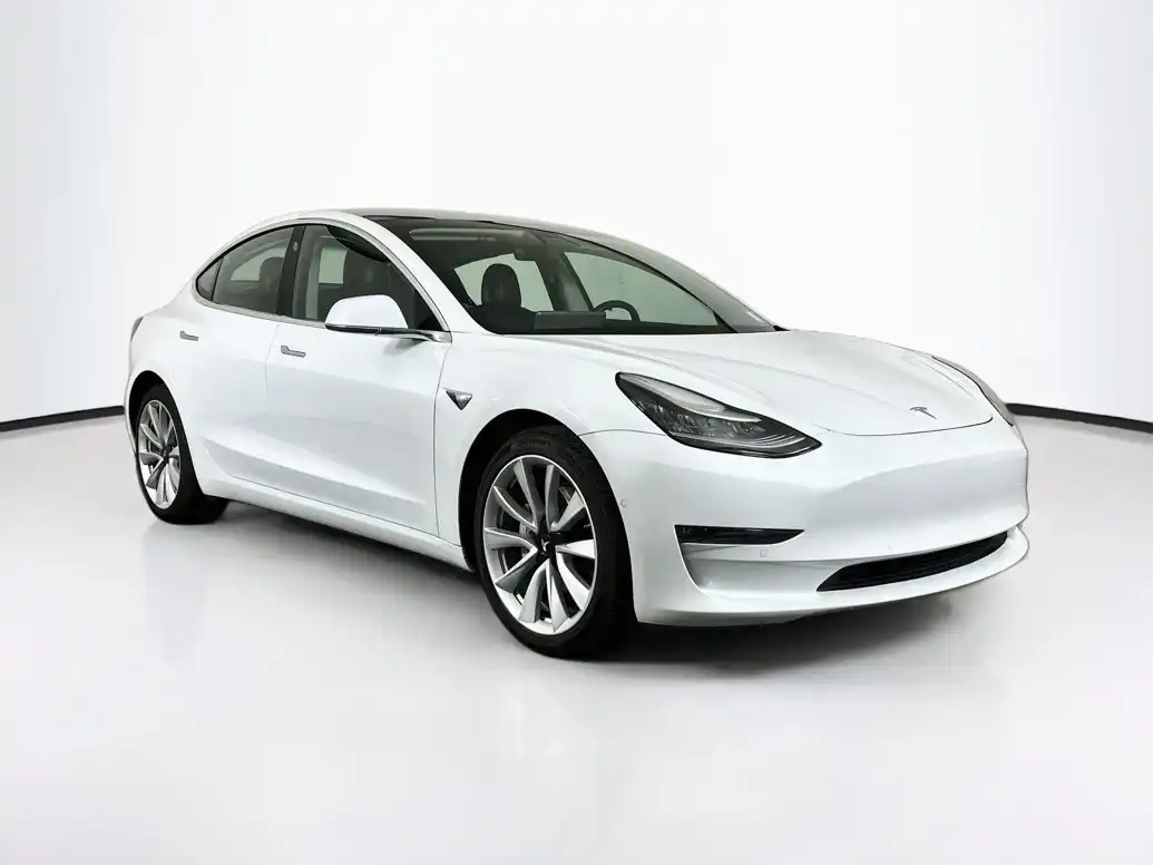 2018 Tesla Model 3 Long Range Dual Motor All-Wheel Drive's photo