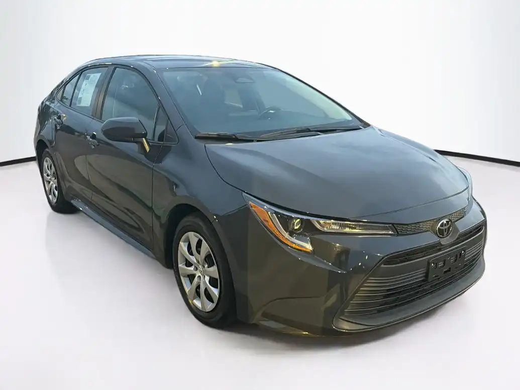 2026 Toyota Corolla LE CVT's photo