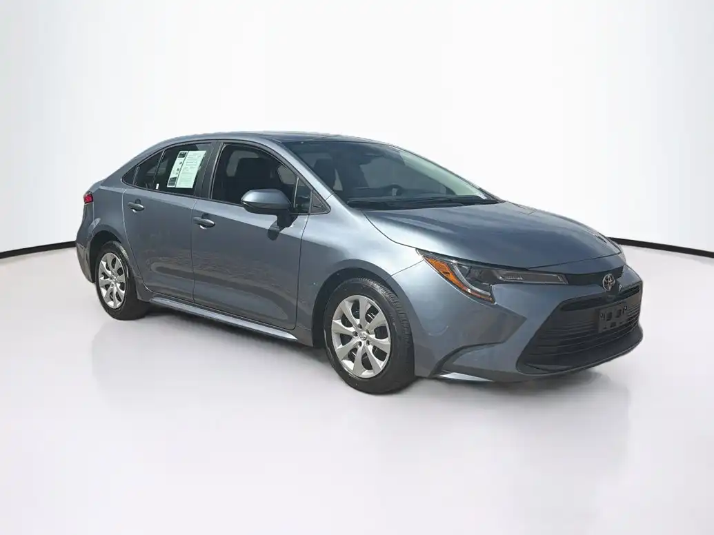 2026 Toyota Corolla LE CVT's photo