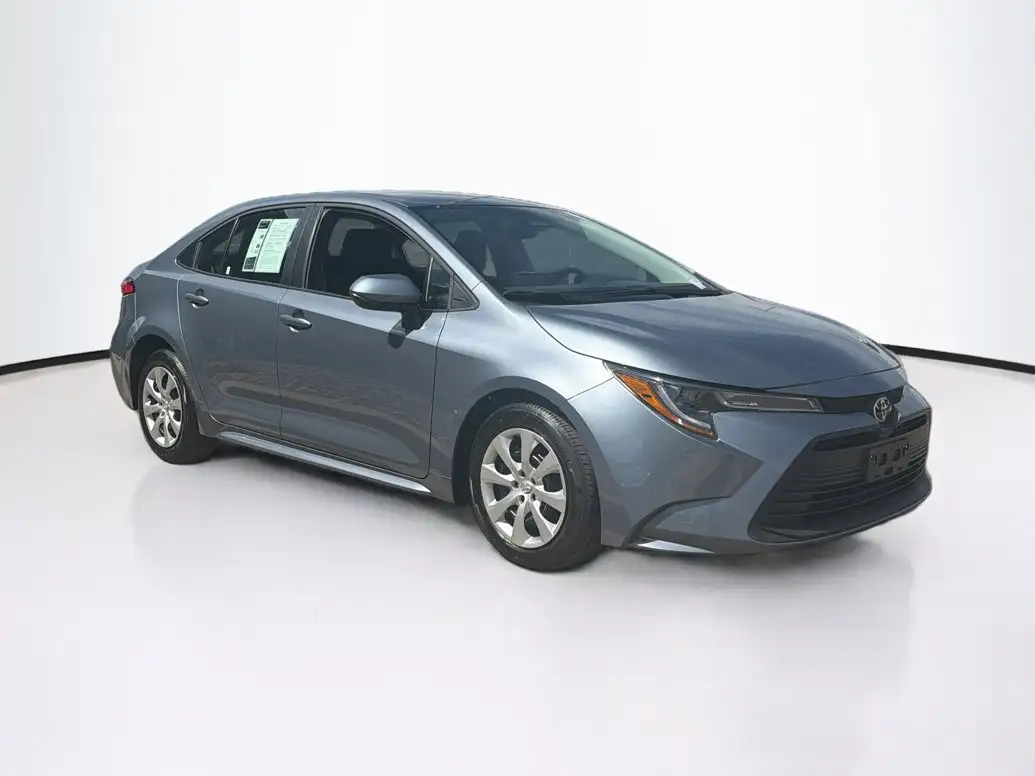 2026 Toyota Corolla LE CVT's photo