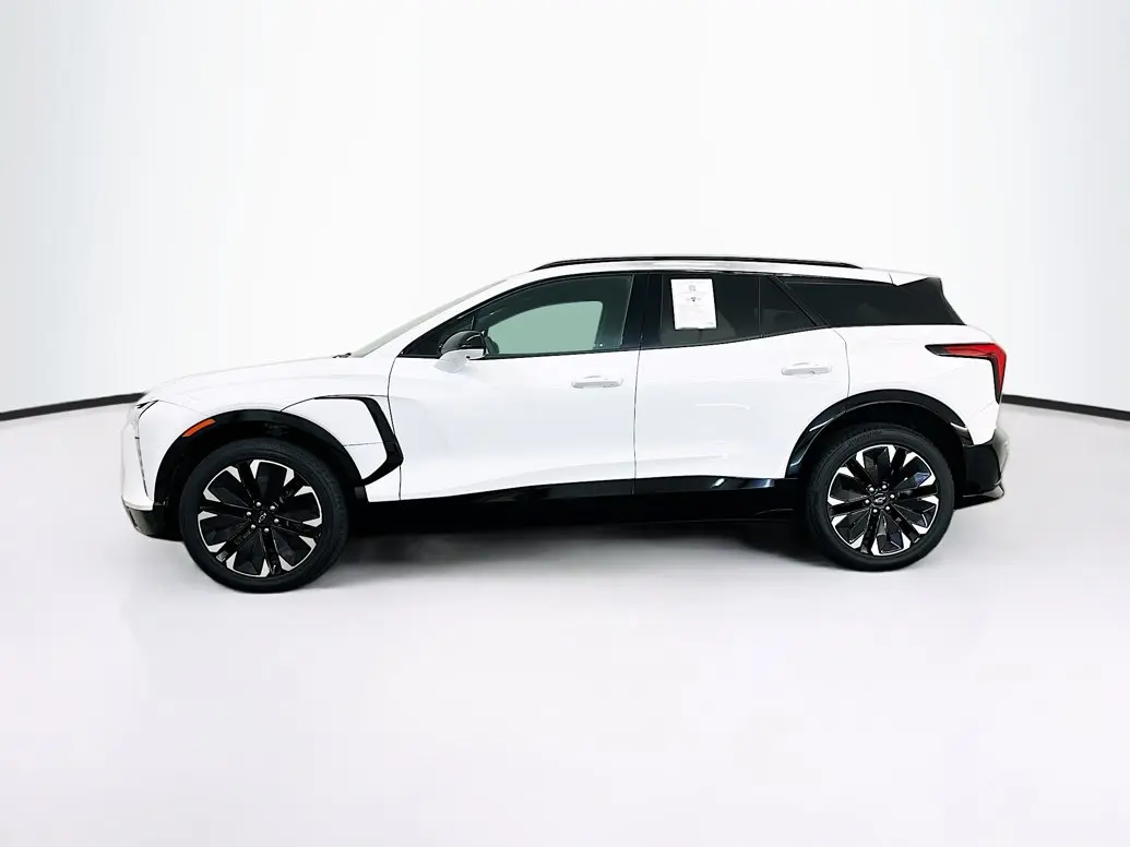 2024 Chevrolet Blazer EV RS AWD photo 4