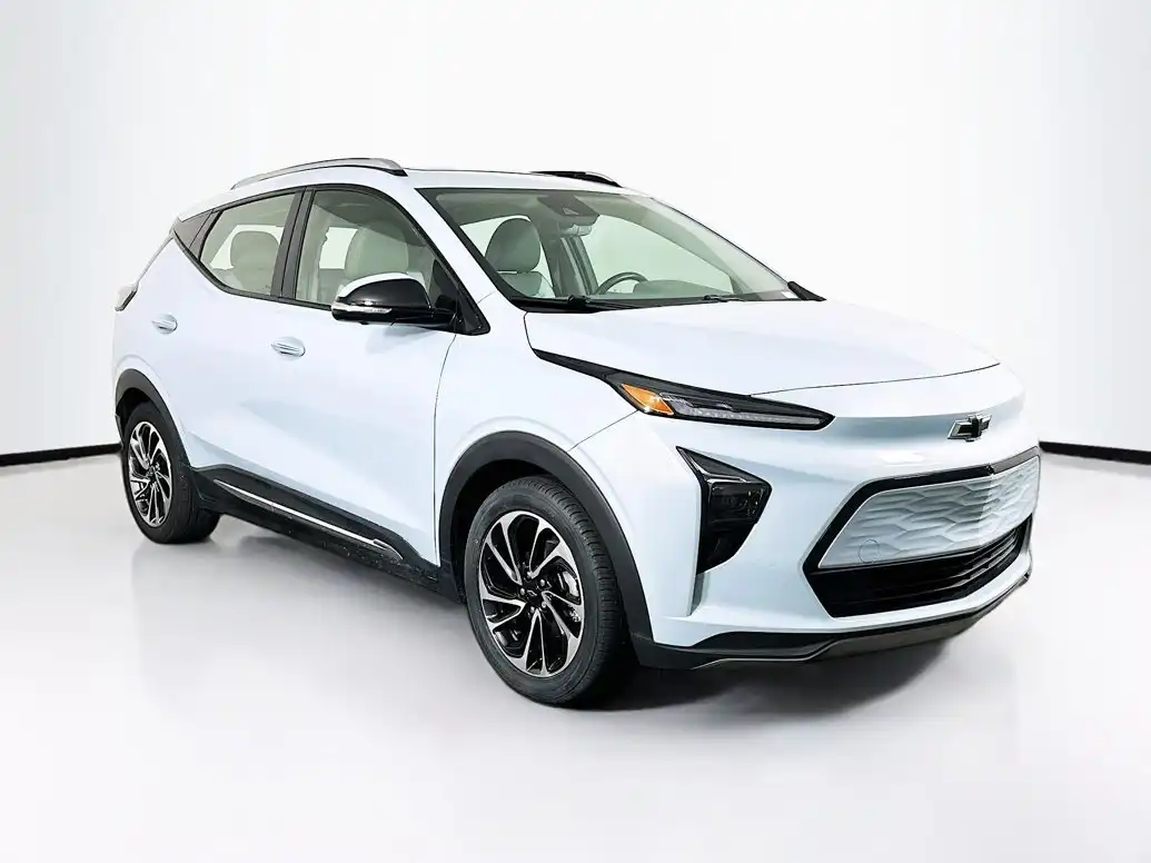 2023 Chevrolet Bolt EUV Premier's photo