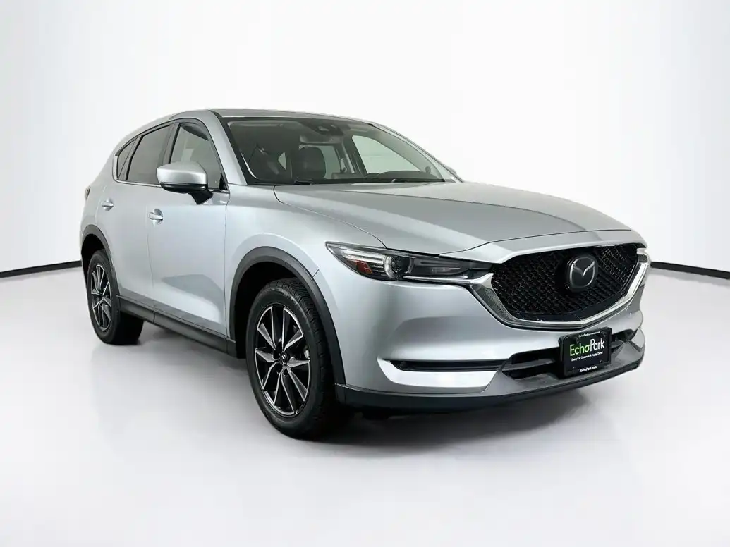 2018 Mazda CX-5 Grand Touring Auto's photo