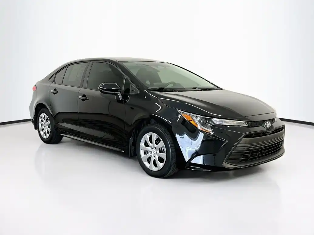 2026 Toyota Corolla LE CVT's photo