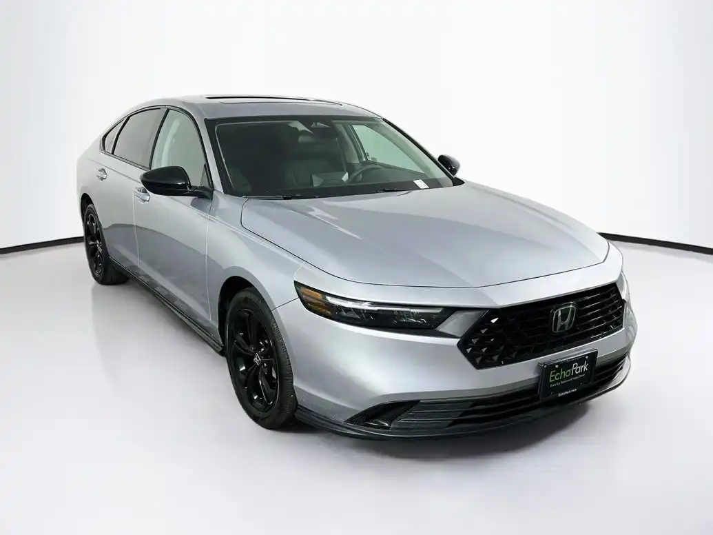 2025 Honda Accord 1.5T SE CVT's photo